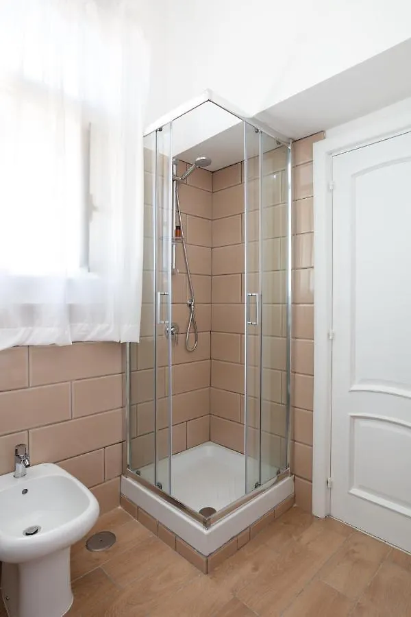Le Tre Regine Apartment Naples